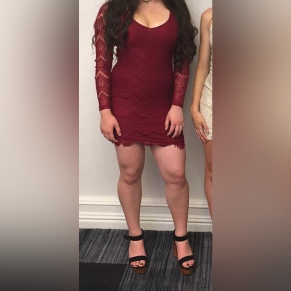 Forever 21 burgundy lace dress